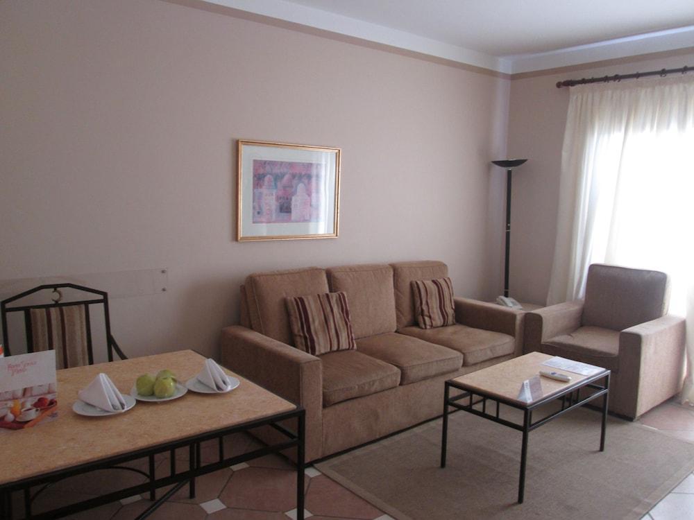 Jaz Neo Ivory Aparthotel Gurdaka Kültér fotó